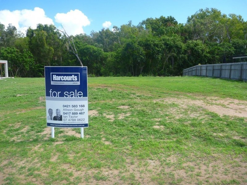 41 Pacific Avenue, Bushland Beach QLD 4818