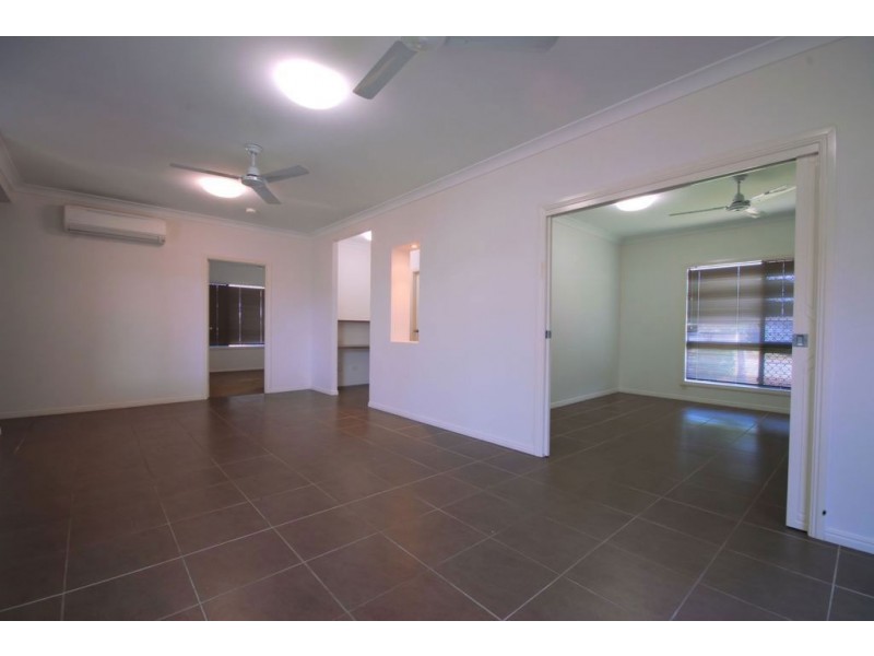 143 Daintree Drive, Bushland Beach QLD 4818