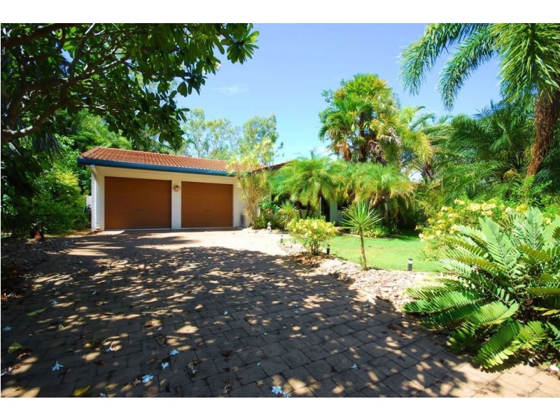 14 Kurrajong Court, Bushland Beach QLD 4818