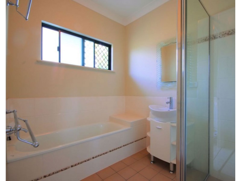 3 Augusta Drive, Balgal Beach QLD 4816