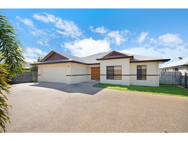 18 Eungella Court, Bushland Beach QLD 4818