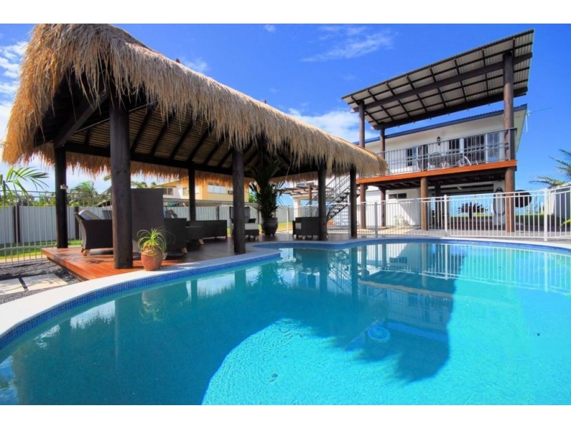 22 Reef Street, Saunders Beach QLD 4818