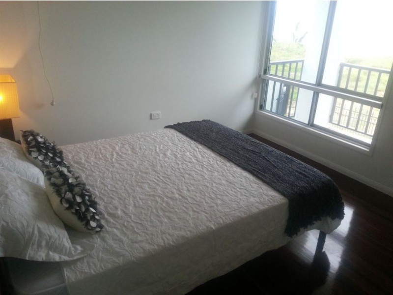 22 Reef Street, Saunders Beach QLD 4818