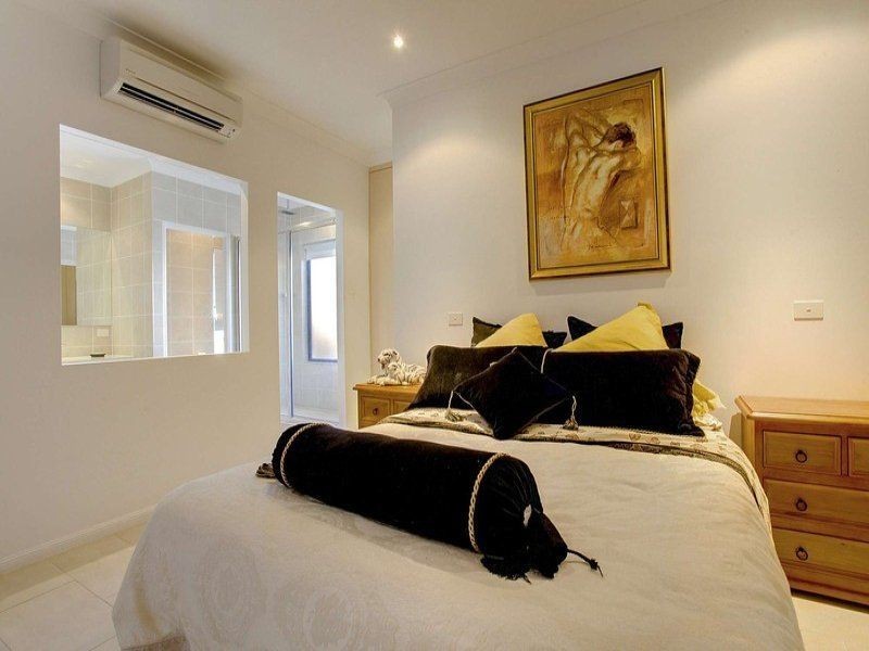 42 Donostia Crescent, Bushland Beach QLD 4818