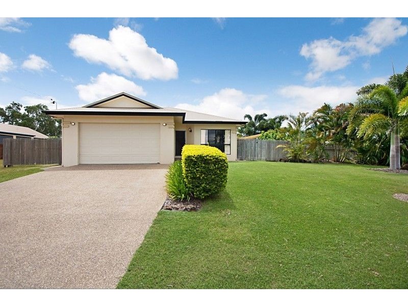 25 Mostyn Crescent, Bushland Beach QLD 4818