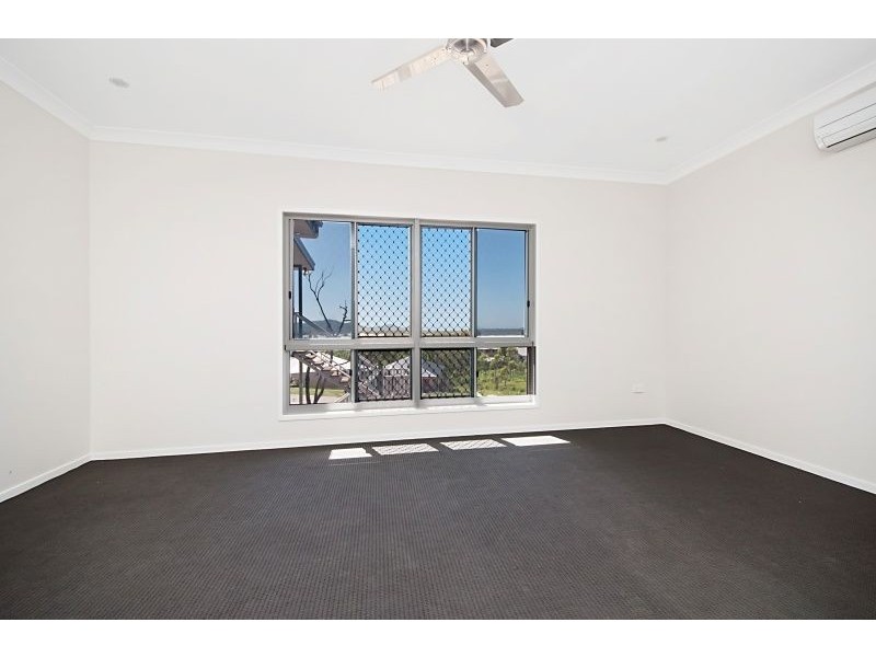 24 Minstrel Court, Bushland Beach QLD 4818