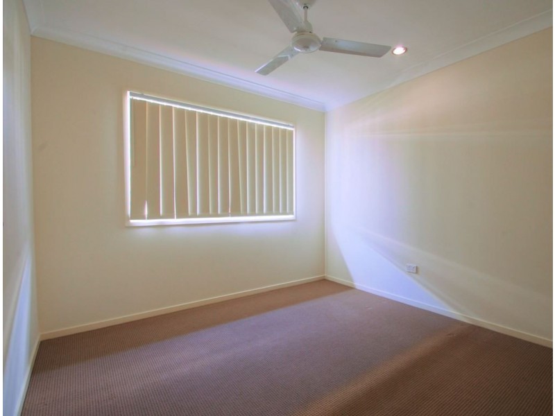 48 Beach Oak Drive, Mount Low QLD 4818