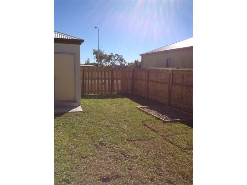 17 Hogg Street, Deeragun QLD 4818