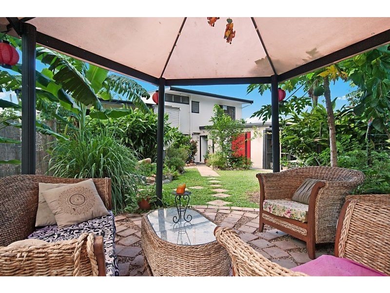 8 Garden Street, Mundingburra QLD 4812