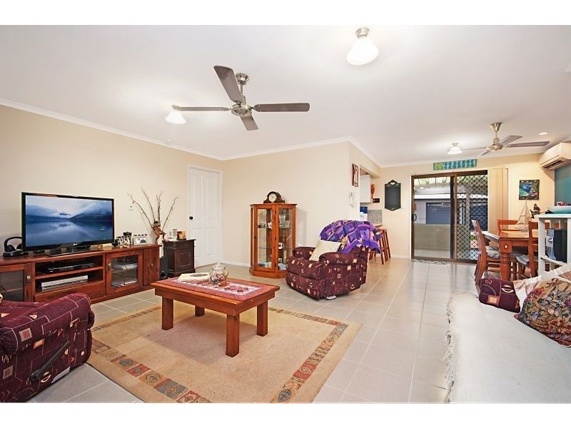 4 Gum Court, Bushland Beach QLD 4818