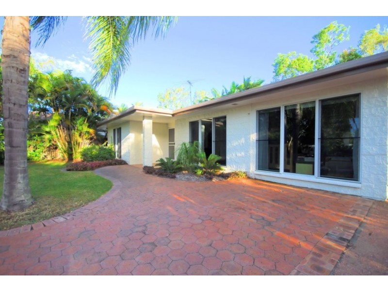 7 Ebony Court, Bushland Beach QLD 4818