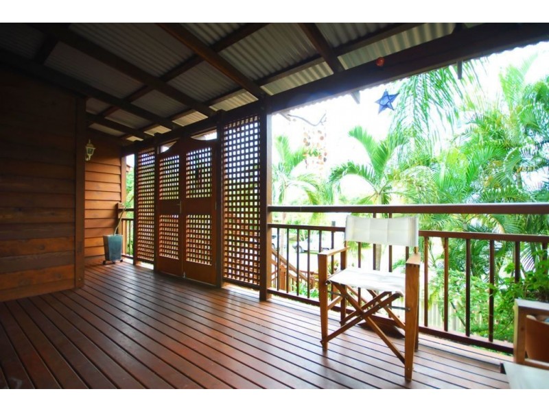 35 Lagoon Crescent, Saunders Beach QLD 4818
