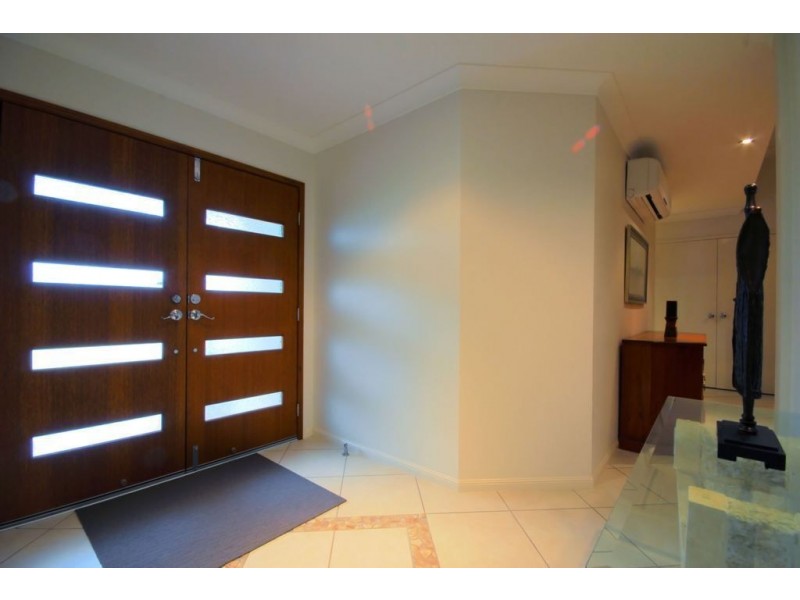 35 Mendi Drive, Bushland Beach QLD 4818