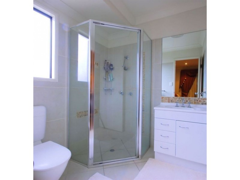 35 Mendi Drive, Bushland Beach QLD 4818