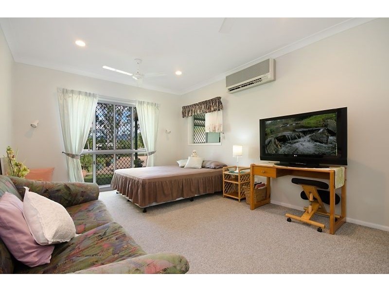 4 Wild Dunes Court, Balgal Beach QLD 4816