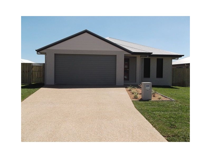 13 Glendower Street, Bushland Beach QLD 4818