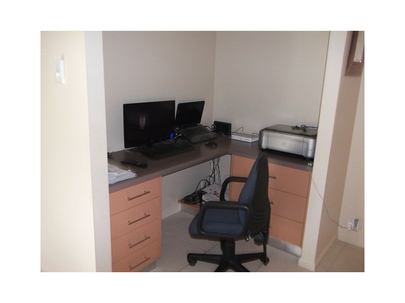 27 Anchorage Cct, Bushland Beach QLD 4818