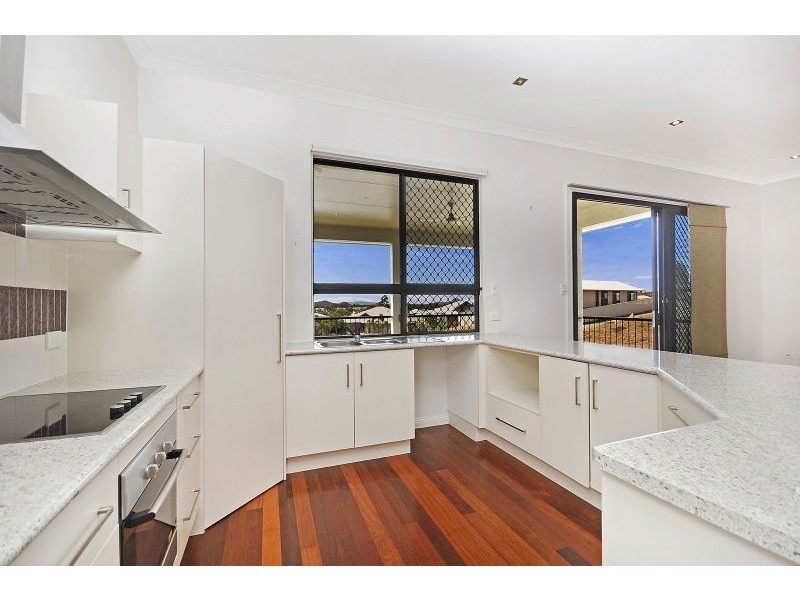 22 Shutehaven Circuit, Bushland Beach QLD 4818