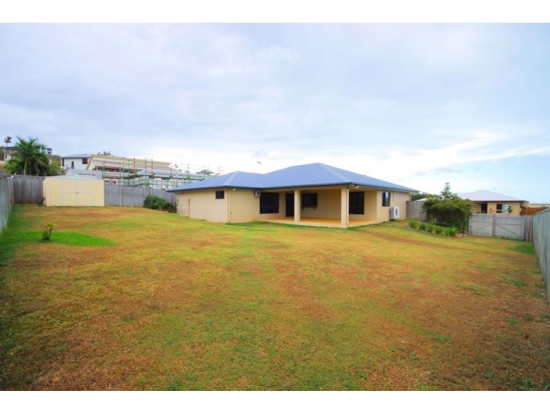7 Genesta Court, Bushland Beach QLD 4818
