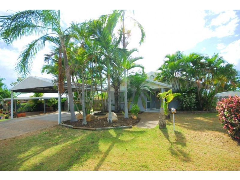 111 Hastings Street, Mount Louisa QLD 4814