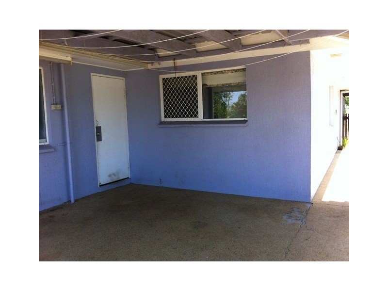 111 Hastings Street, Mount Louisa QLD 4814