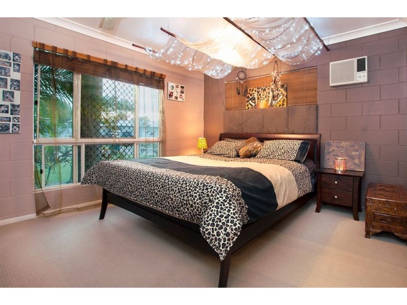 15 Spruce Street, Kirwan QLD 4817