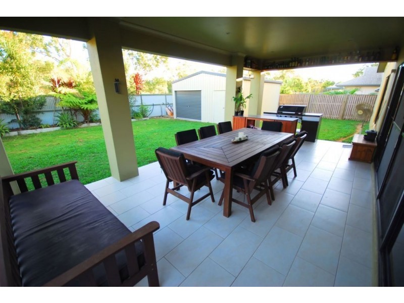 3 Eshelby Street, Bushland Beach QLD 4818