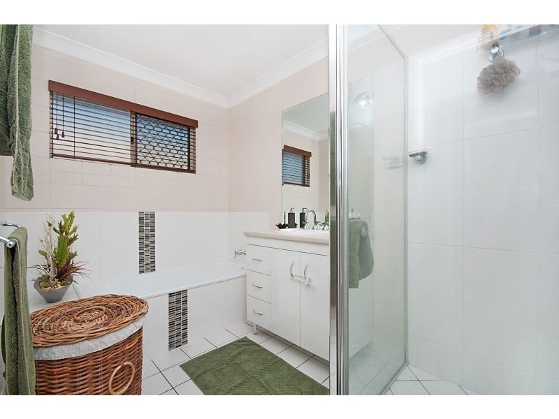 5 Lornsleigh Street, Mount Louisa QLD 4814