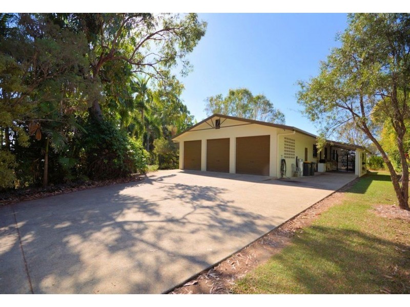 14 Armidale Avenue, Balgal Beach QLD 4816