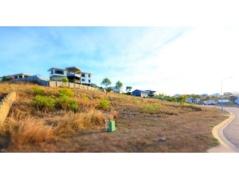 41 Shutehaven Circuit, Bushland Beach QLD 4818