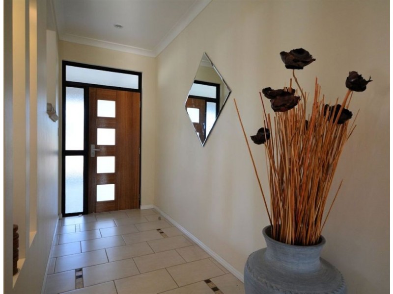 7 Anita Avenue, Yabulu QLD 4818