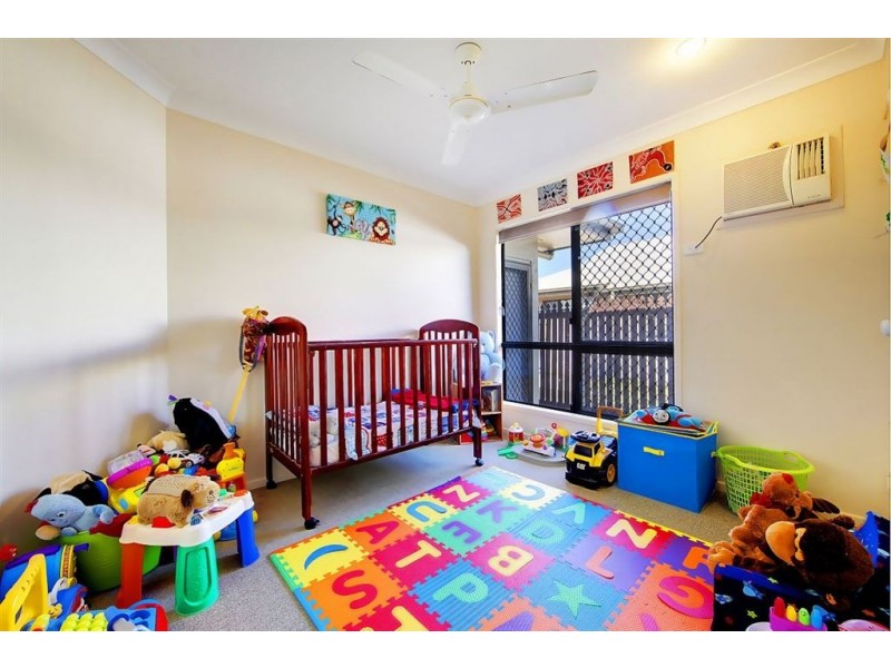 4 Eton Court, Burdell QLD 4818