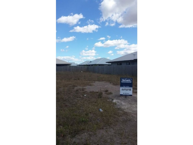 22 Iona Avenue, Burdell QLD 4818