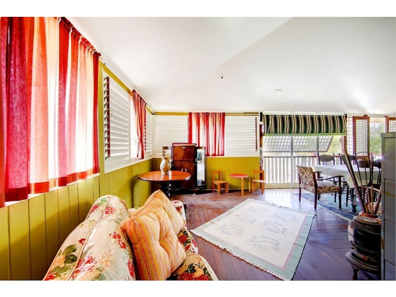 9 Brisbane Drive, Jensen QLD 4818