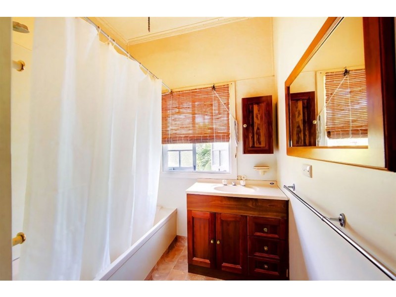 9 Brisbane Drive, Jensen QLD 4818