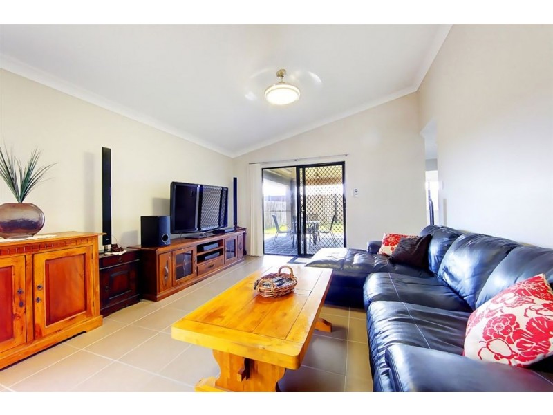 63 Iona Avenue, Burdell QLD 4818