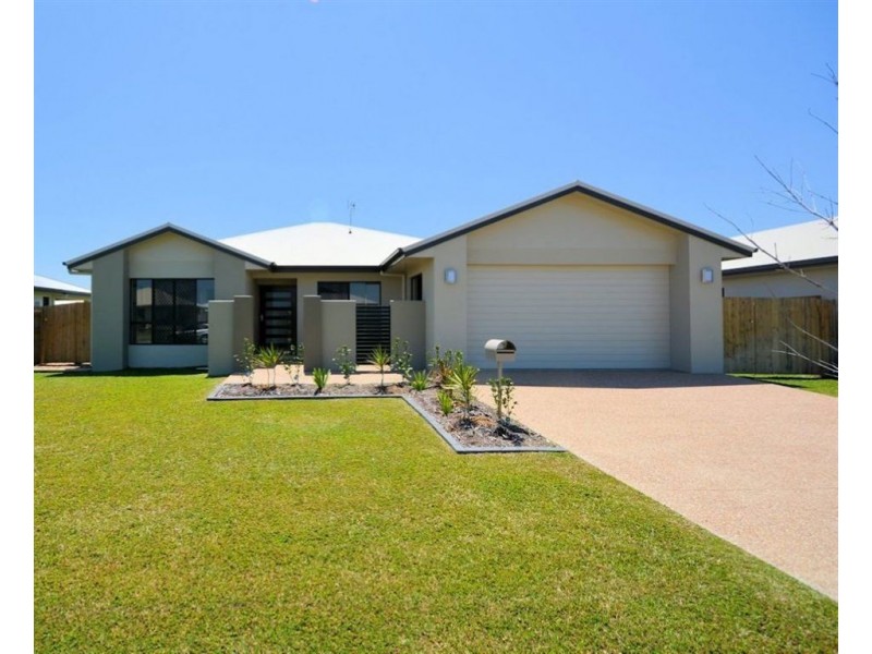 62 Shoalmarra Drive, Mount Low QLD 4818
