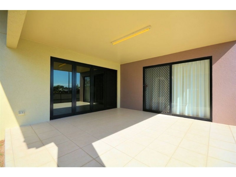 7 Shutehaven Circuit, Bushland Beach QLD 4818