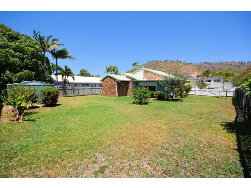 7 Cascade Court, Mount Louisa QLD 4814