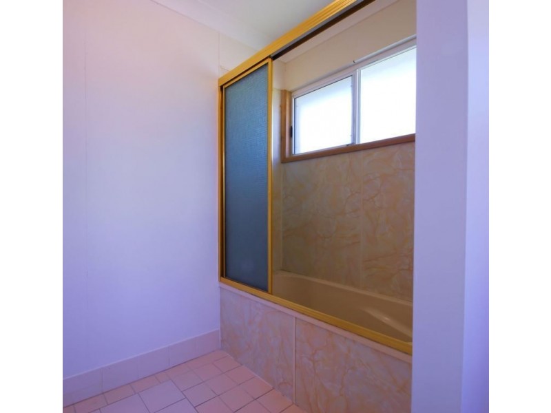 2 Justin Street, Balgal Beach QLD 4816