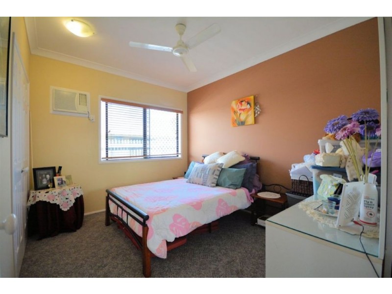 16 Seabrook Circuit, Bushland Beach QLD 4818