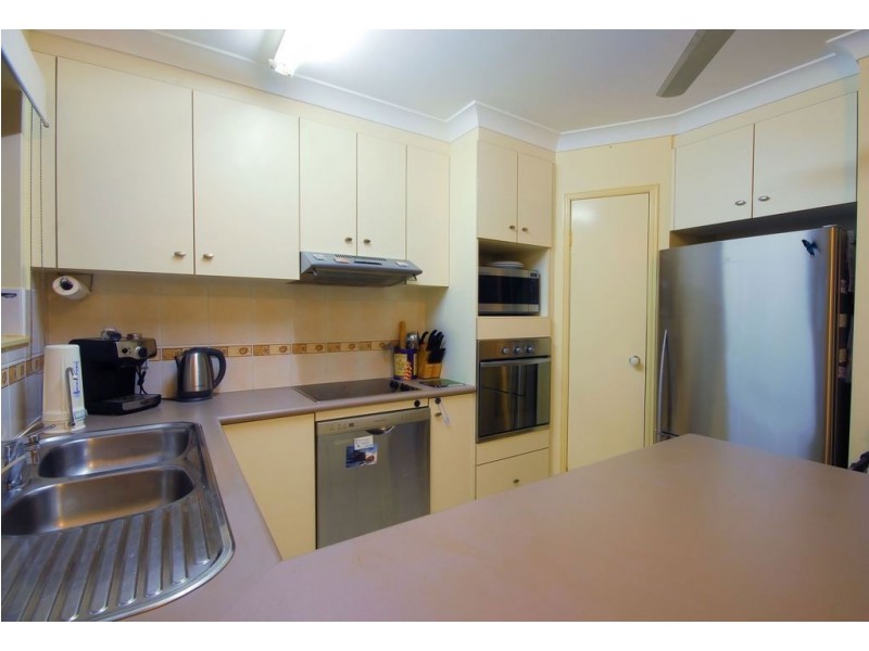 8 Fanning Court, Balgal Beach QLD 4816