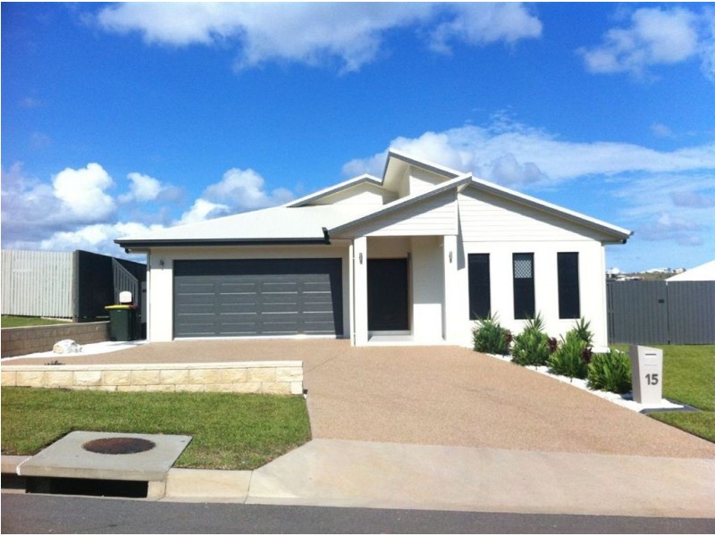 15 Channel Street, Bushland Beach QLD 4818