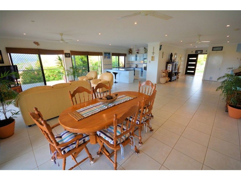 24 Britomart Street, Bushland Beach QLD 4818