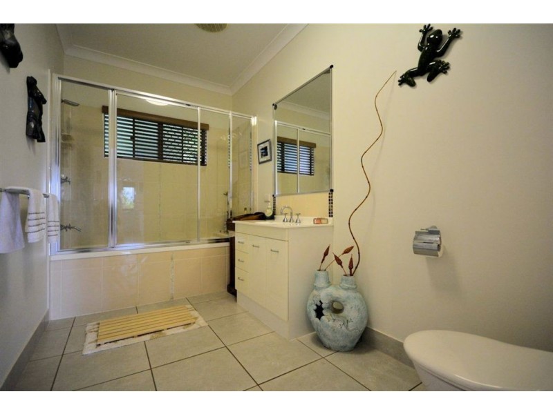 24 Britomart Street, Bushland Beach QLD 4818