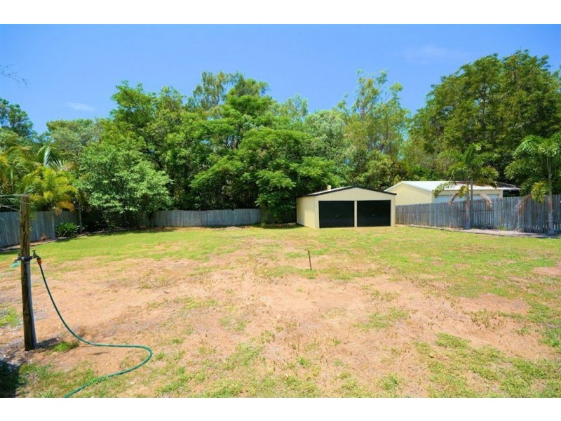 71 Marina Drive, Bushland Beach QLD 4818