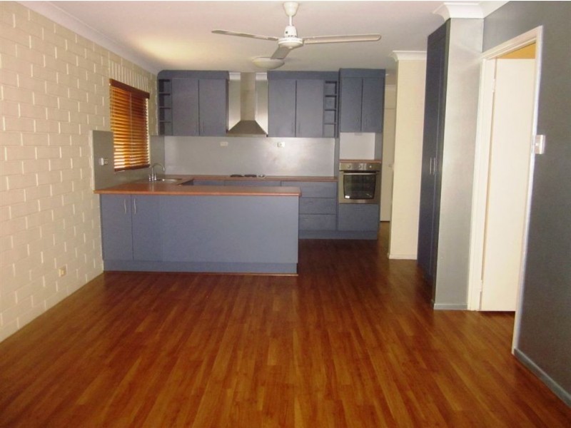 9 Balsam Street, Bushland Beach QLD 4818