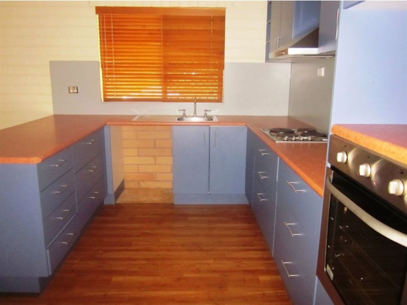 9 Balsam Street, Bushland Beach QLD 4818