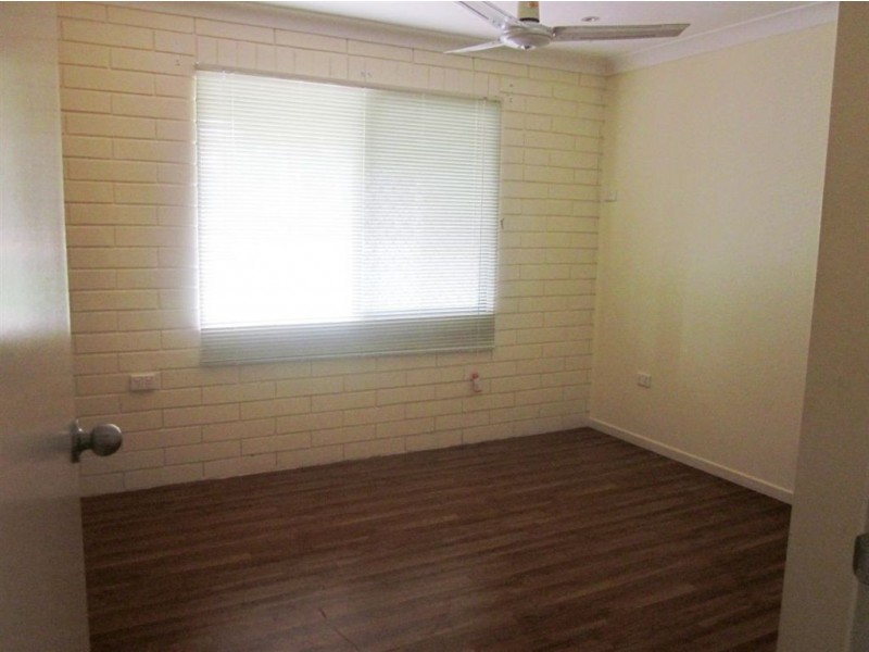 9 Balsam Street, Bushland Beach QLD 4818