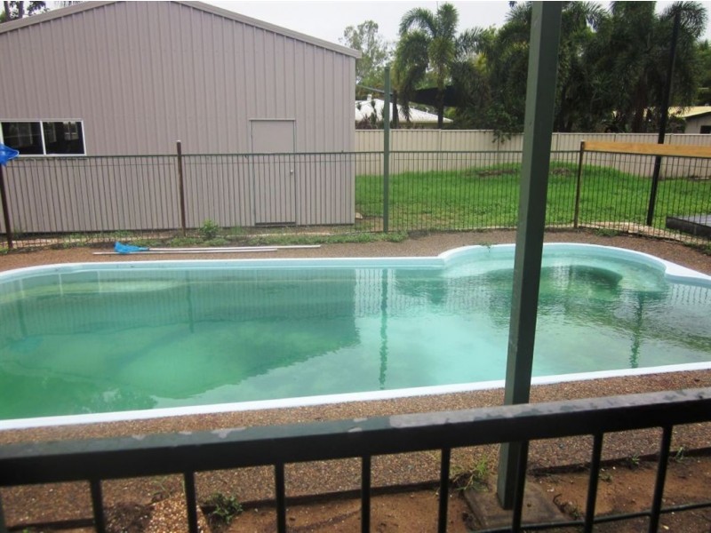 9 Balsam Street, Bushland Beach QLD 4818